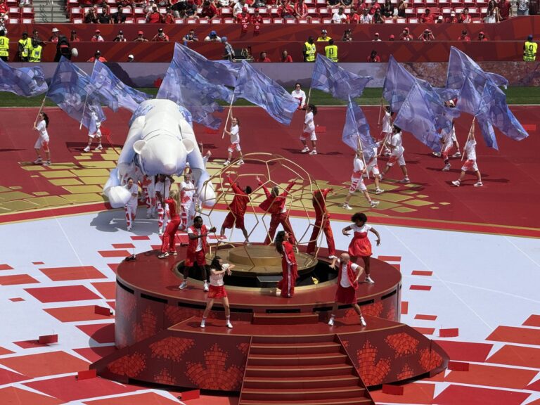 Fallas técnicas y tribunas con espacios vacíos: la inauguración de Canadá dejó sabor a poco en el Mundial 2026