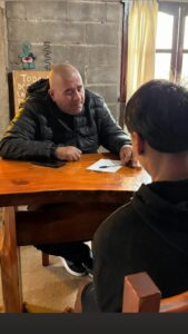 La Cooperativa de Anisacate gestionó una prótesis de meniscos para un adolescente de Los Chañaritos