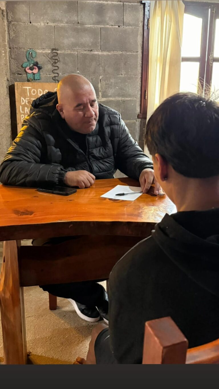 La Cooperativa de Anisacate gestionó una prótesis de meniscos para un adolescente de Los Chañaritos