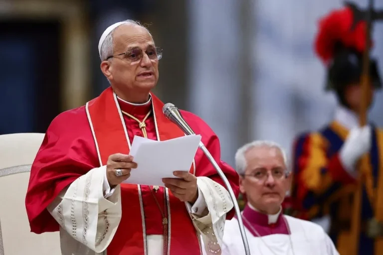 Comitiva del Vaticano llegó a Buenos Aires para organizar una eventual visita del Papa.