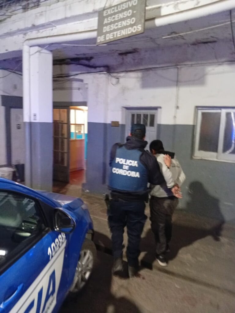 COLISIÓN MÚLTIPLE Y APREHENSIÓN DE MASCULINO MAYOR