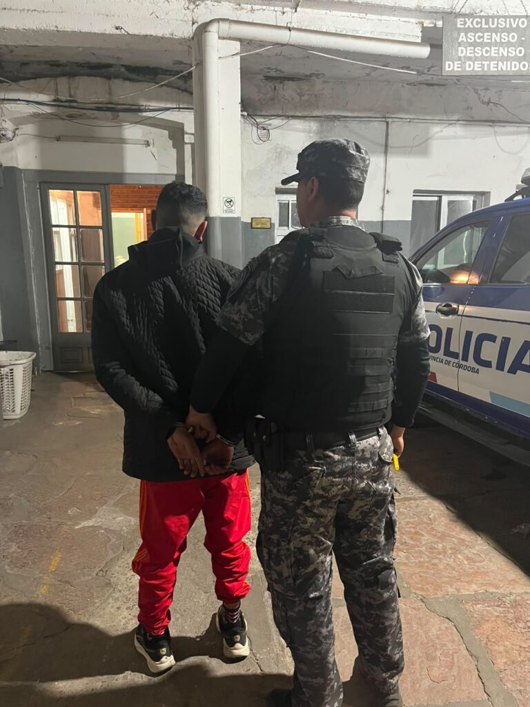 APREHENSIÓN DE MASCULINO MAYOR POR DELITO