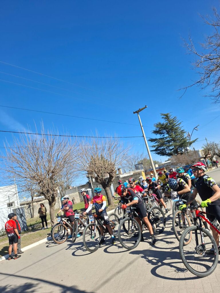 Los Caranchos Bike dejaron su marca en una exigente fecha del Ruralazo