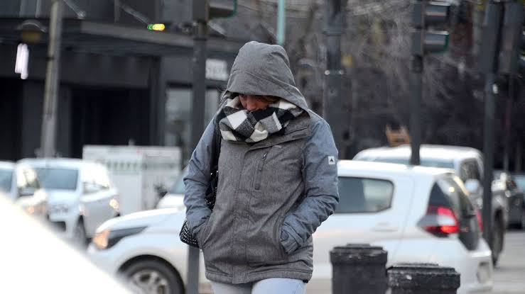 Frío extremo en Córdoba y otras 9 provincias: rige alerta amarilla y se esperan heladas intensas