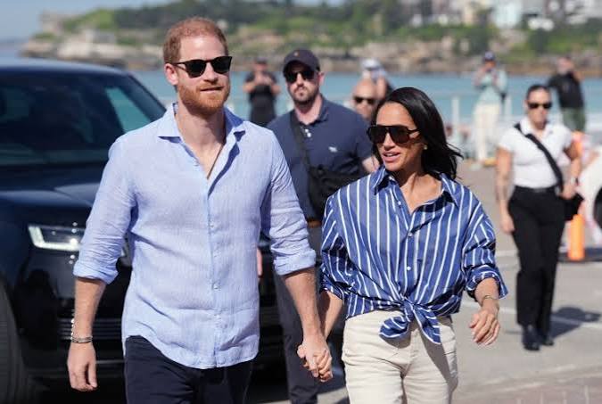 El príncipe Harry y su esposa Meghan podrían regresar a vivir al Reino Unido en las próximas semanas