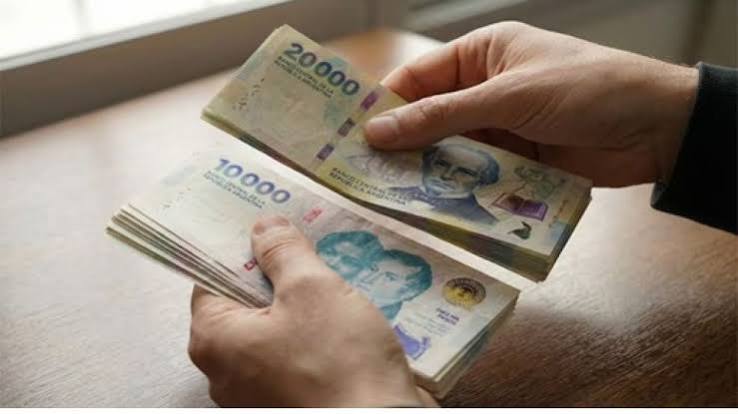 Endeudamiento familiar: cuáles son los límites legales para reclamar una deuda y qué puede exigir el consumidor