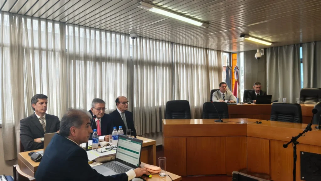 Comenzó el juicio contra Oscar González y la defensa pidió anular el proceso