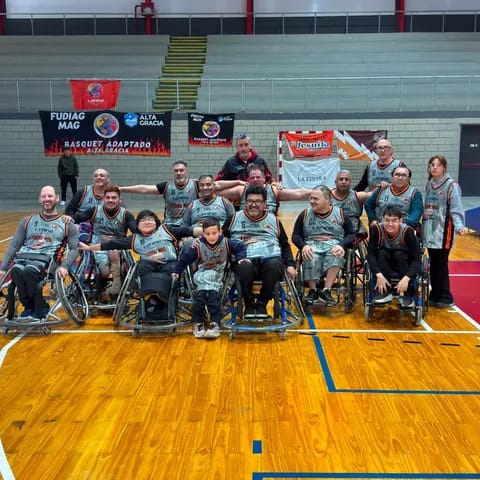 FUDIAG-MAG volvió a ganar y se mantiene como único líder de la Liga Provincial de Básquet en Silla de Ruedas