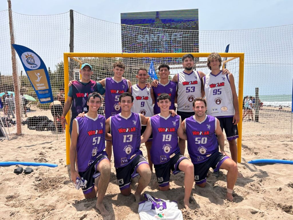 Felipe González Rivero de Alta Gracia rumbo al Mundial de Clubes de Beach Handball