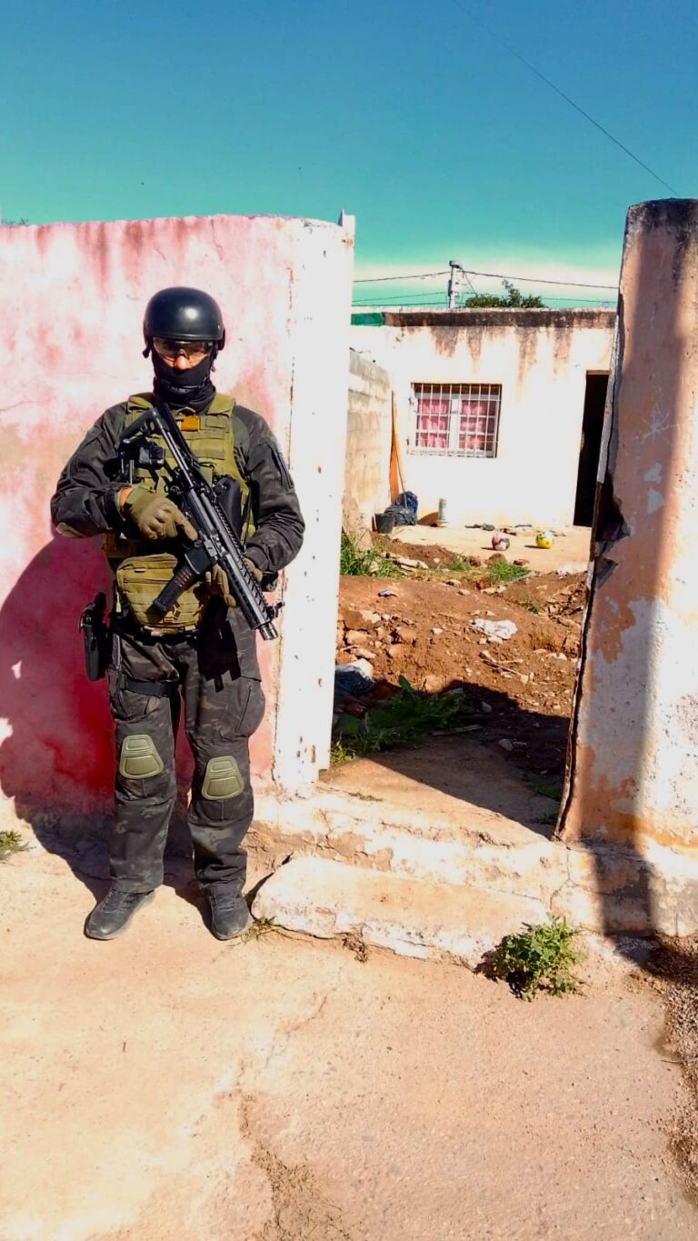 Córdoba: desbarataron una banda narco que escondía droga entre bloques de cemento