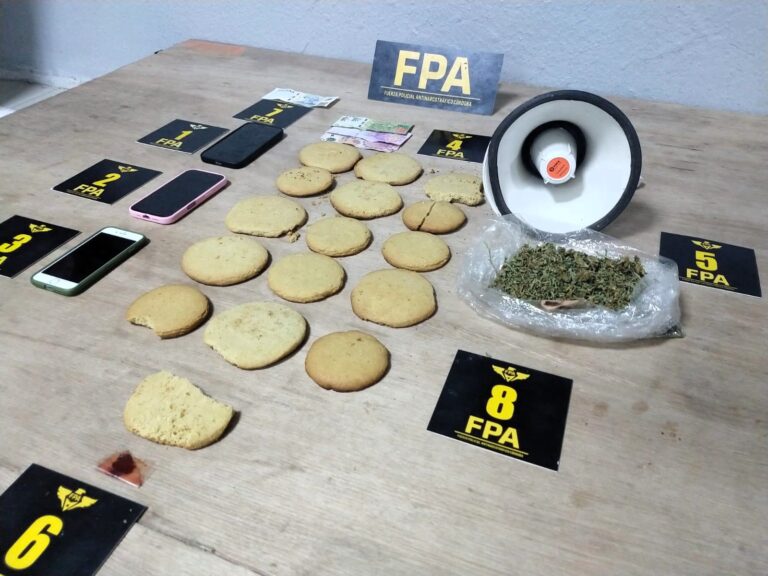 ¡Galletitas de marihuana!: vendían droga con un megáfono y terminaron detenidos