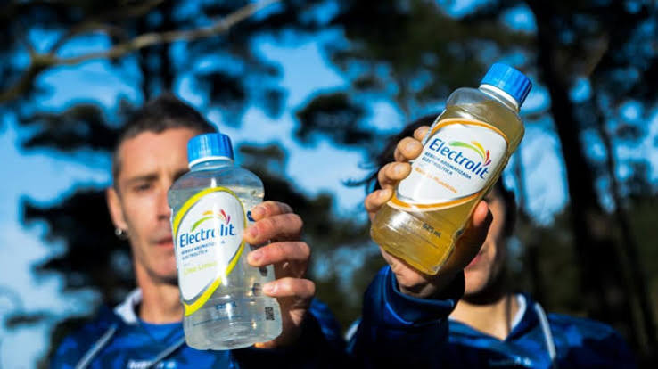 Electrolitos o agua: cuándo alcanza con la hidratación habitual y en qué casos conviene recurrir a bebidas o sales específicas