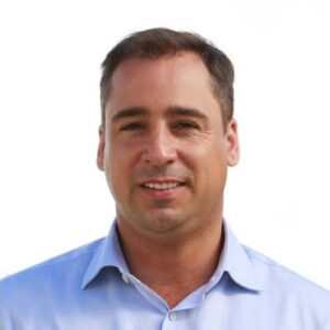 INTERNA RADICAL: DE LOREDO SE QUEDA CON EL CONTROL DEL PARTIDO