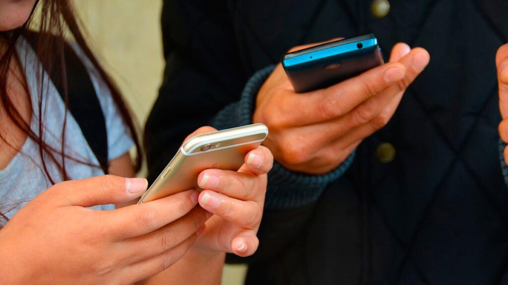 Alerta por un peligroso reto viral: piden reforzar los cuidados con adolescentes
