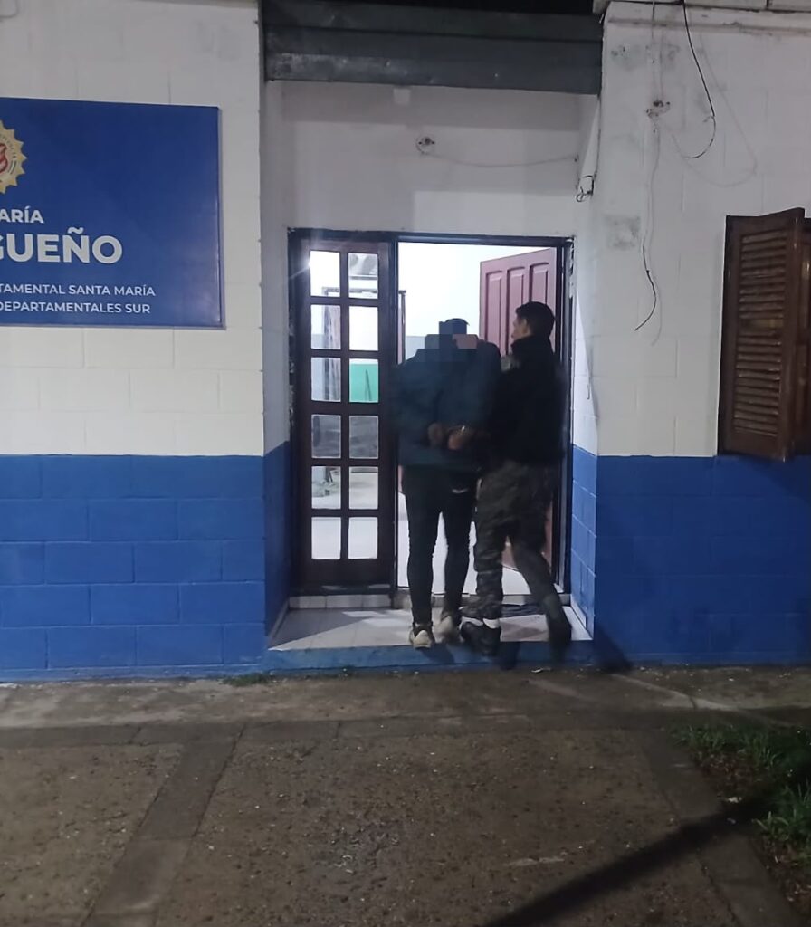 Malagueño: dos hombres fueron detenidos por daños y robo en un comercio