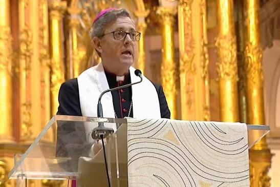 El Gobierno acumula malestar contra García Cuerva, pero diferencia la tensión del vínculo con la Iglesia