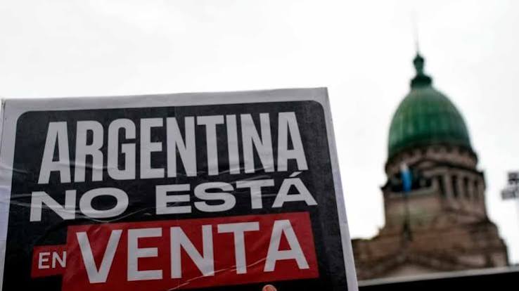 La Corte aclaró que cualquier persona puede pedir una cautelar contra la Ley de Tierras y que no definió el fondo